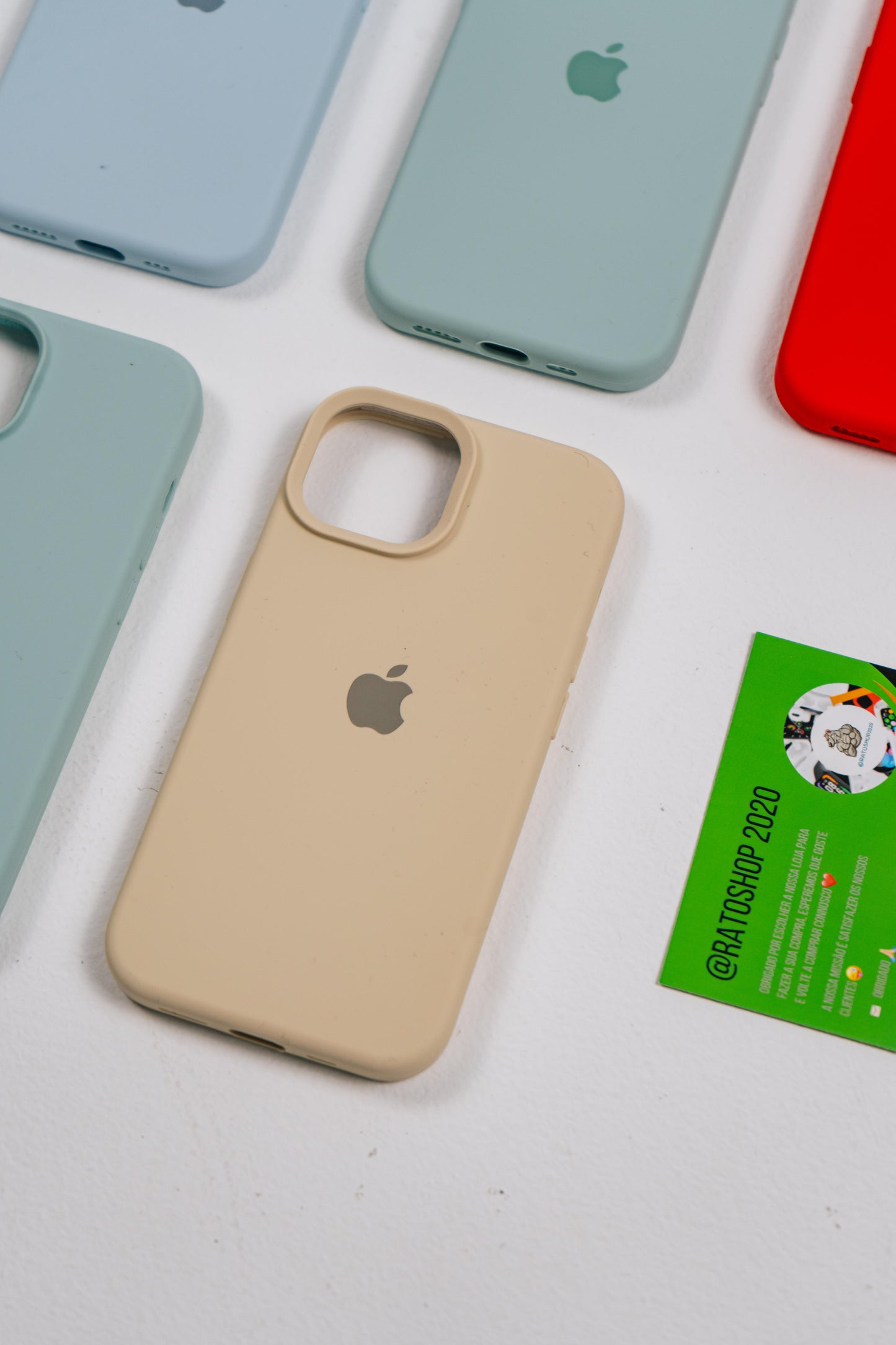Capas de iPhone com Logo Apple