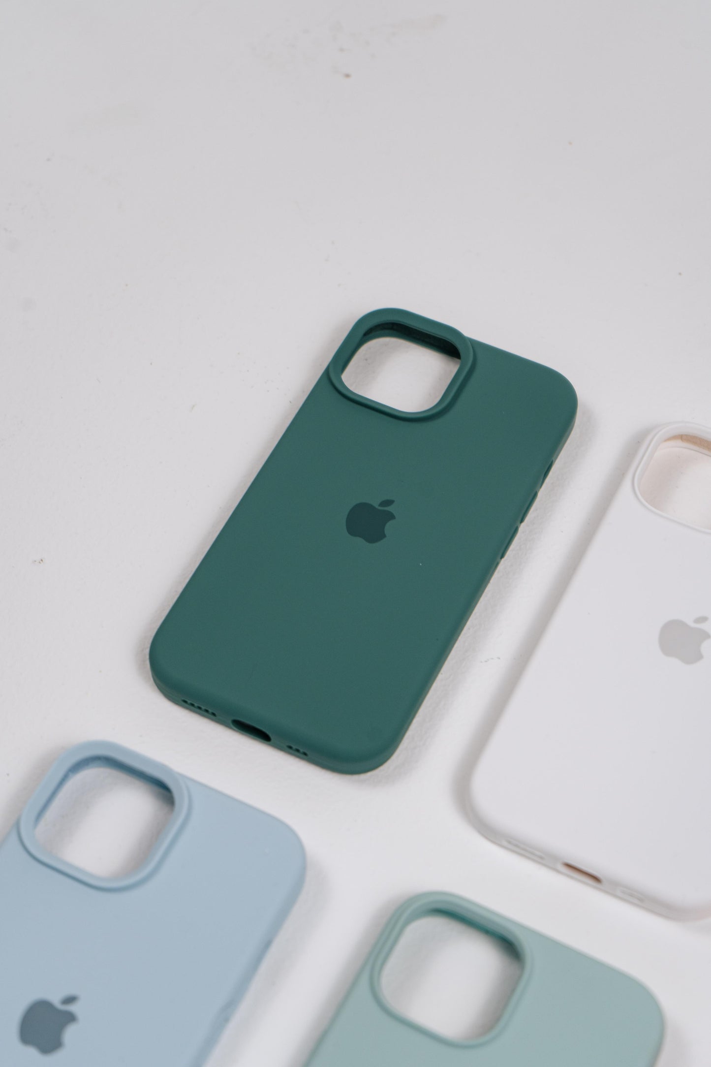 Capas de iPhone com Logo Apple