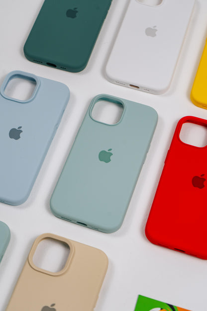 Capas de iPhone com Logo Apple